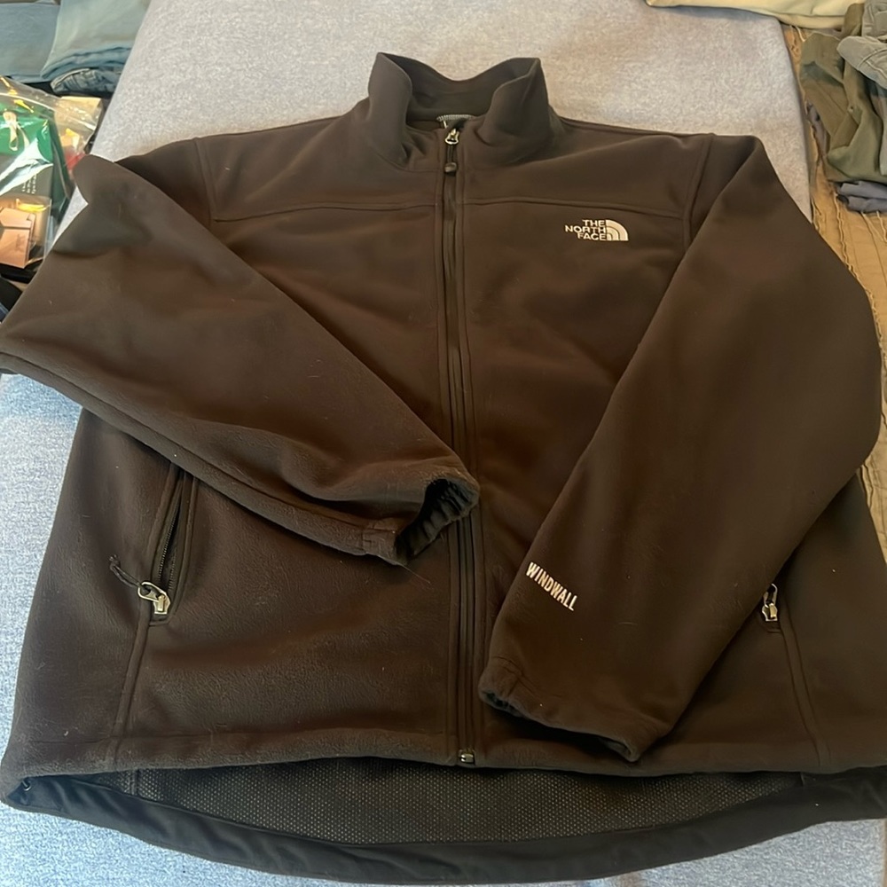 SALE North Face Men’s Windwall softshell jacket